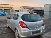 Gebraucht Opel Corsa 80 PS (58 kW) 2007 Silber Kleinwagen