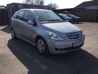 Gebraucht Mercedes B200 140 PS (102 kW) 2005 Silber Van / Kleinbus