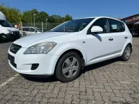Gebraucht Kia Ceed LX 109 PS (80 kW) 2009 Weiß Kleinwagen