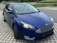 Gebraucht Ford Focus Titanium 125 PS (91 kW) 2015 Indicblau metallic Kleinwagen