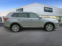 Gebraucht Mitsubishi Outlander Edition 150 PS (110 kW) 2017 Platinumgrau (m) SUV