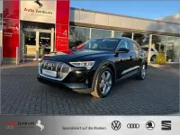 Używany Audi e-tron Sport 300 kW (408 KM) 2022 Czarny SUV