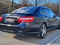Gebraucht Mercedes E500 AMG 387 PS (284 kW) 2009 Schwarz Limousine