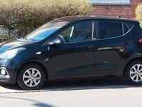 Gebraucht Hyundai i10 Passion 67 PS (49 kW) 2016 Schwarz Kleinwagen