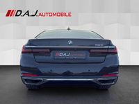 Gebraucht BMW 740 340 PS (250 kW) 2019 Blau Limousine