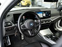 Gebraucht BMW 330e M Sport 292 PS (214 kW) 2023 Alpinweiss iii Limousine
