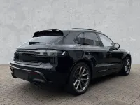 Gebraucht Porsche Macan GTS 441 PS (324 kW) 2024 C5m mondlichtblaumetallic (metallic) SUV