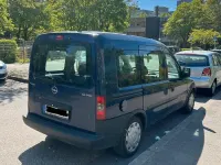 Gebraucht Opel Combo 97 PS (71 kW) 2005 Blau Van / Kleinbus