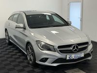 Gebraucht Mercedes CLA200 Urban 136 PS (100 kW) 2015 Silber 761 (polarsilber  metalliclack) (metallic) Coupé