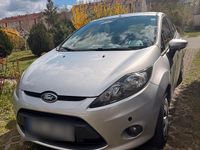 Gebraucht Ford Fiesta 90 PS (66 kW) 2009 Silber Kleinwagen