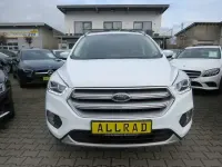 Gebraucht Ford Kuga 150 PS (110 kW) 2020 Frostweiß SUV