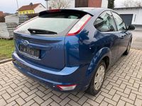 Gebraucht Ford Focus 101 PS (74 kW) 2009 Blau Limousine