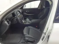 Gebraucht BMW 318 Sport Line 150 PS (110 kW) 2021 Alpinweiß Limousine