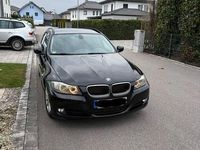 Gebraucht BMW 320 Sport Line 184 PS (135 kW) 2011 Schwarz Kombi