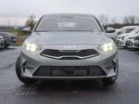Neu Kia Ceed Vision 140 PS (102 kW) 2026 Silber lunarsilber metallic Kleinwagen