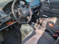 Gebraucht VW Polo 75 PS (55 kW) 2003 Grau Kleinwagen