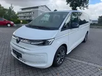 Gebraucht VW Multivan Style 150 PS (110 kW) 2022 Weiß Van / Kleinbus