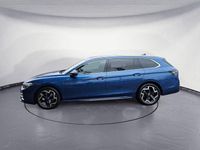 Gebraucht VW Passat R-line 150 PS (110 kW) 2025 Reef blue metallic Kombi