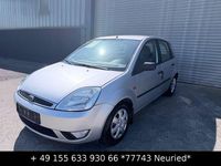 Gebraucht Ford Fiesta Ghia 68 PS (50 kW) 2002 Silber Kleinwagen