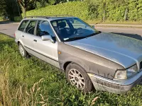 Gebraucht Audi 80 90 PS (66 kW) 1993 Silber Kombi