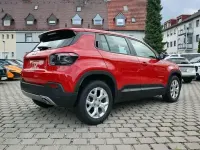 Gebraucht Jeep Avenger Altitude 101 PS (74 kW) 2024 Rot SUV