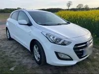 Gebraucht Hyundai i30 101 PS (74 kW) 2016 Weiß Limousine