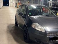 Gebraucht Fiat Punto 77 PS (56 kW) 2009 Grau Limousine