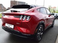 Gebraucht Ford Mustang Mach-E 258 kW (351 PS) 2021 Lucid rot metallic SUV