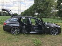 Gebraucht BMW 530 258 PS (189 kW) 2012 Grau metallic Kombi
