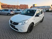 Gebraucht Dacia Sandero 75 PS (55 kW) 2010 Weiß Kleinwagen