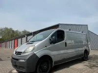 Second-hand Opel Vivaro 101 CP (74 kW) 2004 Argintiu Monovolum