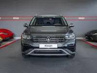 Gebraucht VW Tiguan Allspace Business 190 PS (139 kW) 2022 Platinum grey metallic SUV