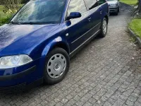 Usata VW Passat 131 CV (96 kW) 2003 Blu Station wagon