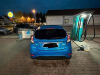 Gebraucht Ford Fiesta SYNC Edition 101 PS (74 kW) 2013 Blau Kleinwagen