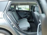 Gebraucht VW Passat 150 PS (110 kW) 2024 Grau Van / Kleinbus