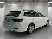 Gebraucht BMW 318 156 PS (114 kW) 2025 Weiß Limousine