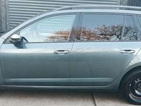 Gebraucht Skoda Octavia 110 PS (80 kW) 2016 Grau Kombi