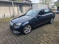 Gebraucht Mercedes C350 Elegance 306 PS (225 kW) 2011 Blau Limousine