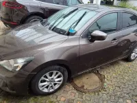Gebraucht Mazda 2 Sports-Line 90 PS (66 kW) 2015 Grau Limousine