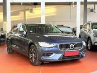Gebraucht Volvo V60 341 PS (250 kW) 2022 Blau Kombi