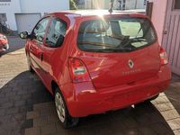 Gebraucht Renault Twingo 58 PS (42 kW) 2010 Rot Kleinwagen