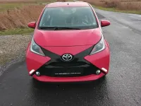 Gebraucht Toyota Aygo X-play 69 PS (50 kW) 2016 Rot Kleinwagen