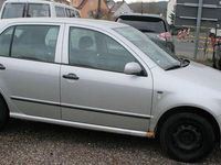 Gebraucht Skoda Fabia Comfort 68 PS (50 kW) 2002 Silber Limousine
