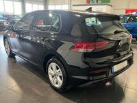 Gebraucht VW Golf VIII 110 PS (80 kW) 2022 Schwarz Limousine