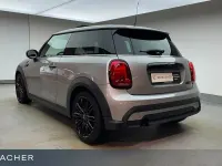 Gebraucht Mini Cooper Classic 136 PS (100 kW) 2023 Silber Kleinwagen