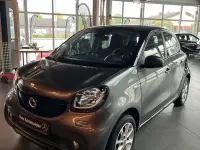 Gebraucht Smart ForFour 90 PS (66 kW) 2019 Schwarz Kleinwagen