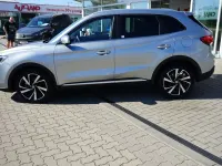 Neu MG ZS Luxury 197 PS (144 kW) 2026 Cosmicsilbermet. SUV