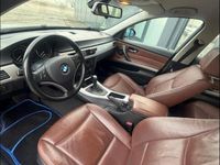 Gebraucht BMW 325 218 PS (160 kW) 2005 Grau Limousine
