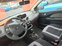 Gebraucht Renault Twingo 58 PS (42 kW) 2010 Weiß Kleinwagen