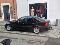 Second-hand BMW 320 150 CP (110 kW) 2002 Negru Berlinǎ